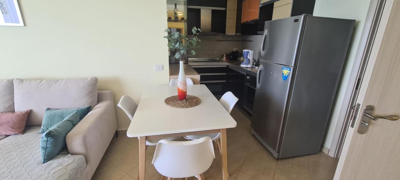 Kledia'S Apartment Durres Exterior photo
